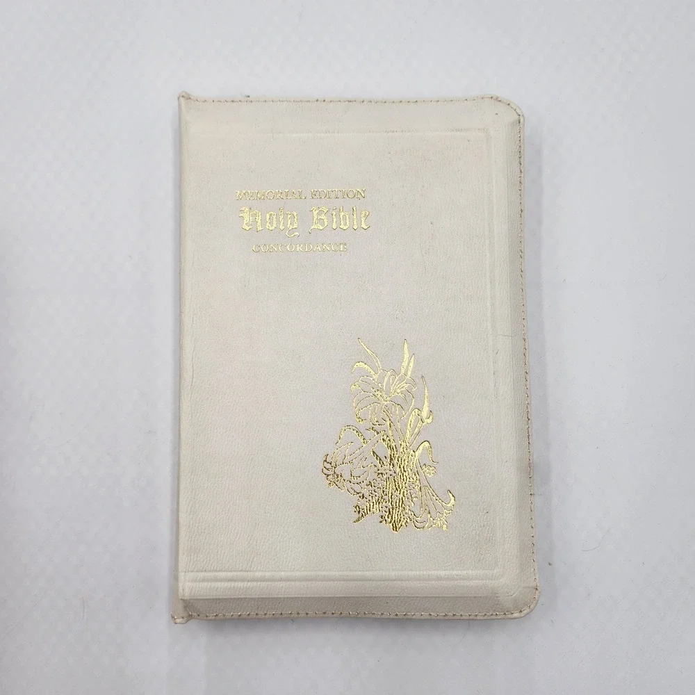 Vintage Memorial Holy Bible Cedar Box Allied‎ Industrial Workers Union Local 428
